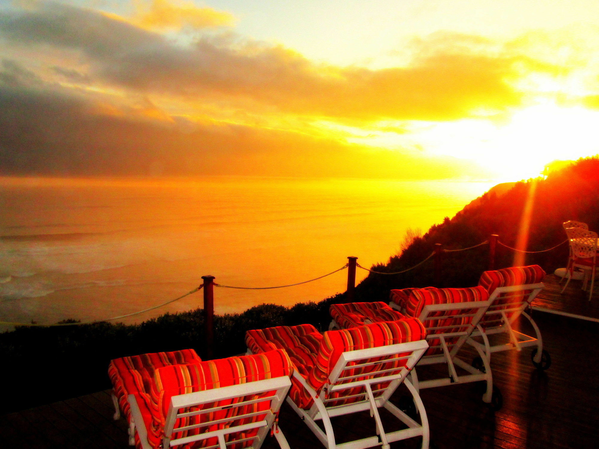 Brenton On The Rocks Hotel Екстериор снимка